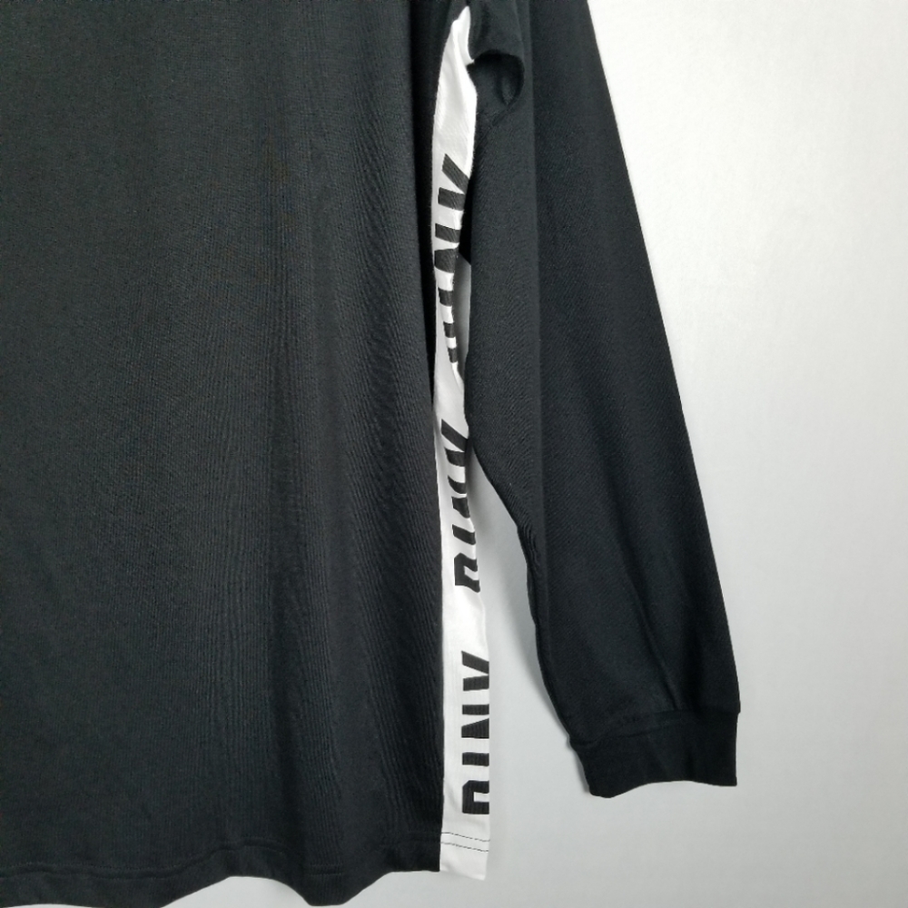 🎀FIRM PRICE🎀 PINK Campus Long Sleeve Tee - Picture 4 of 7
